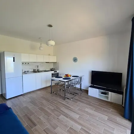 Apartment Elena Prigradica